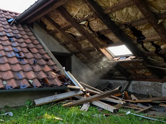 Dachsanierung: Wann ist sie beim Wohnhaus wirklich notwendig?